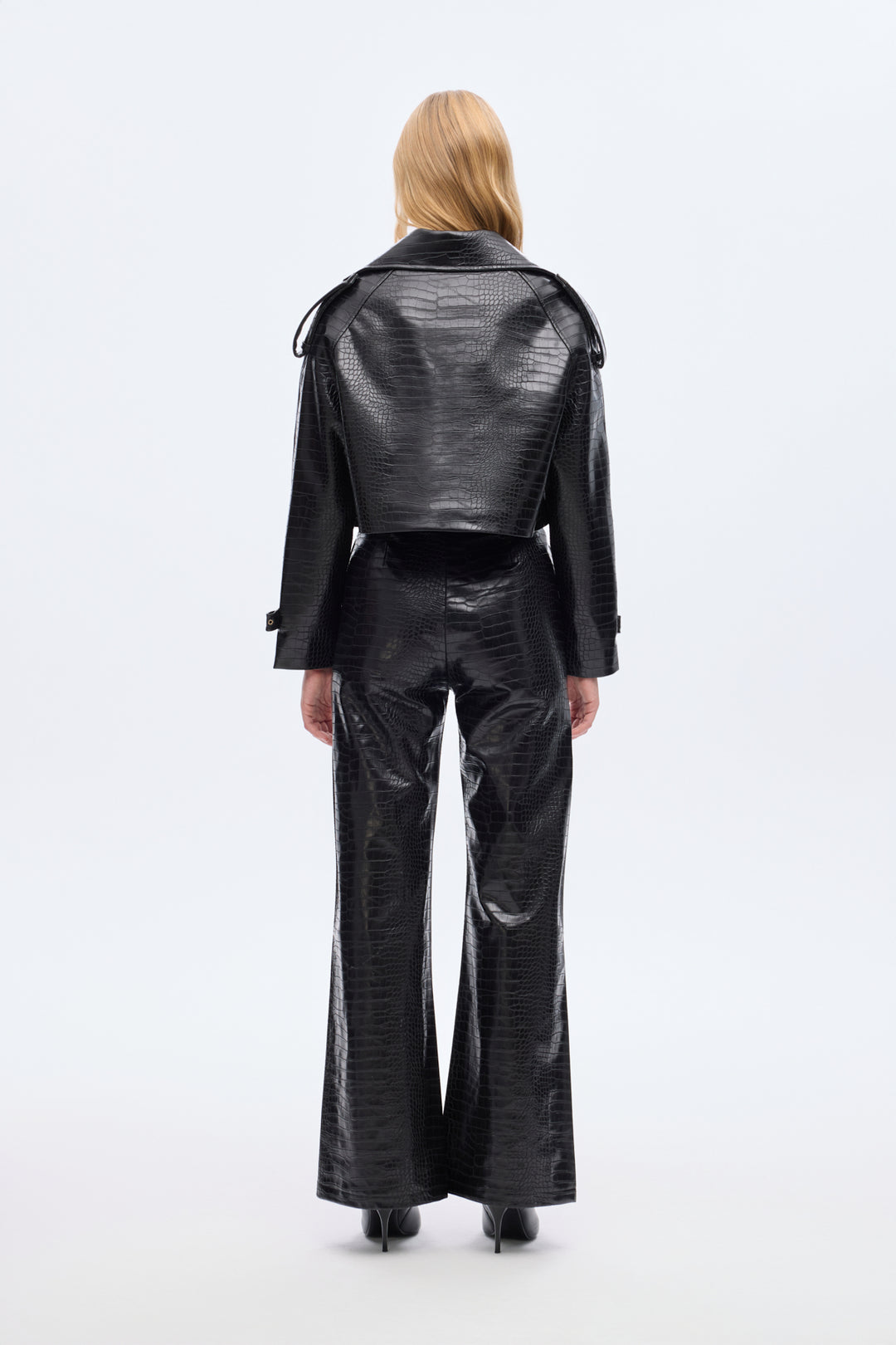 Kroko Desenli Crop Deri Ceket Siyah