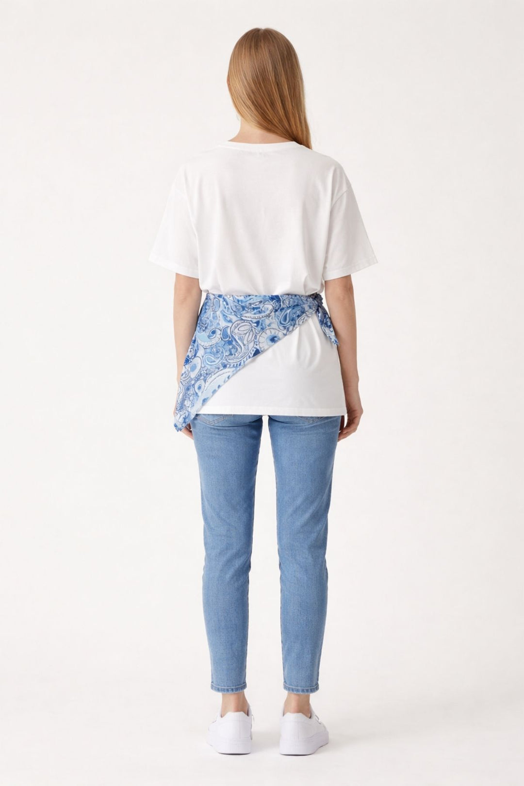 Şal Bağlamalı Yazı Baskılı Oversize Tişört Ekru