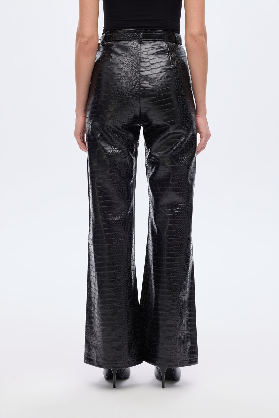 Kroko Desenli Bol Paça Deri Pantolon Siyah
