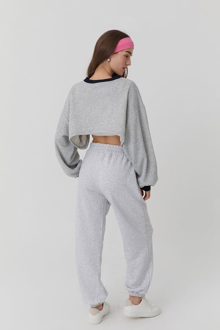 Atlet Detaylı Baskılı Crop Sweatshirt Gri