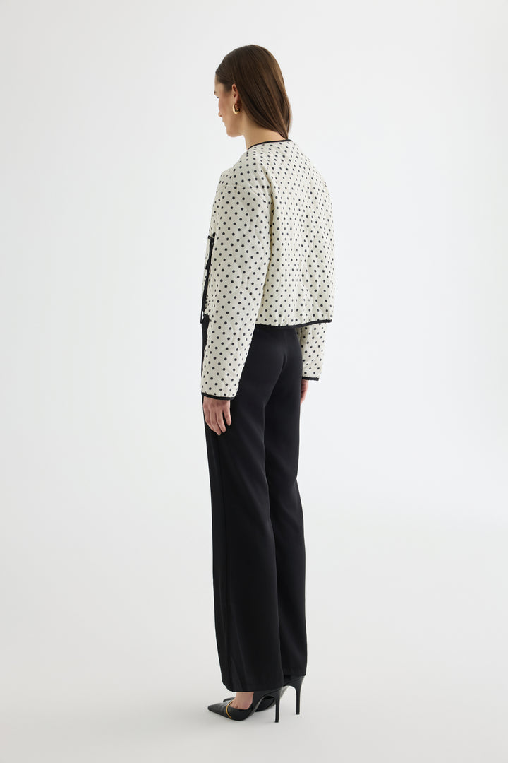 Puantiyeli Bağcıklı Kapitone Ceket Krem