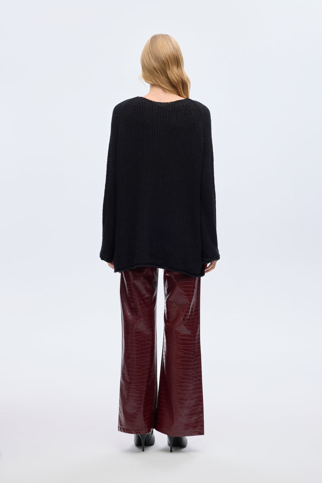 Kayık Yaka Oversize Triko Kazak Siyah