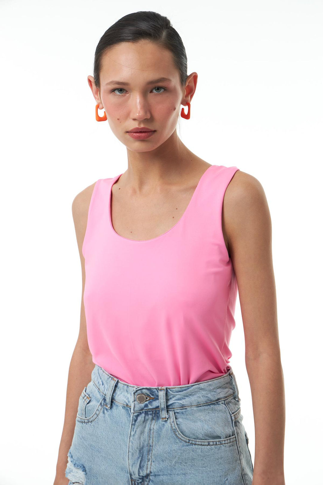 Kalın Askılı Basic Bluz Neon Pembe