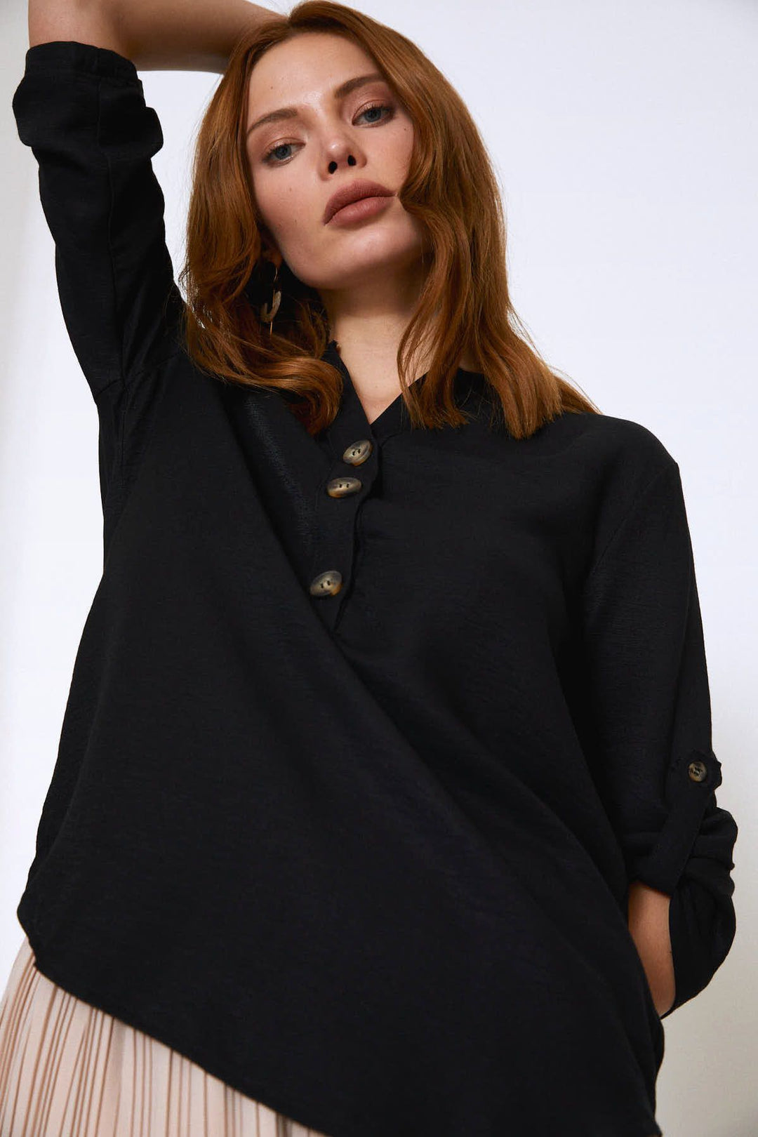 Judge Collar Three Quarter Sleeve Blouse Black