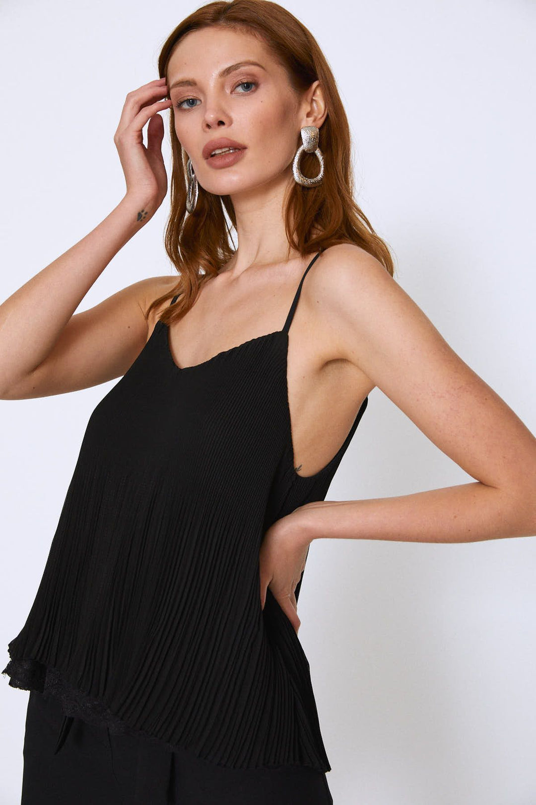 Lace Top V-Neck Strap Blouse Black