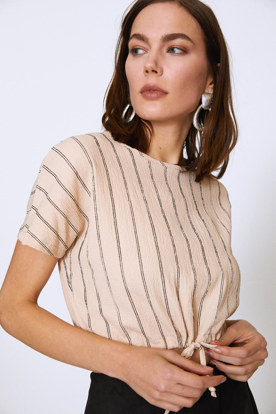 Striped Crop Bottom Tie Blouse Beige