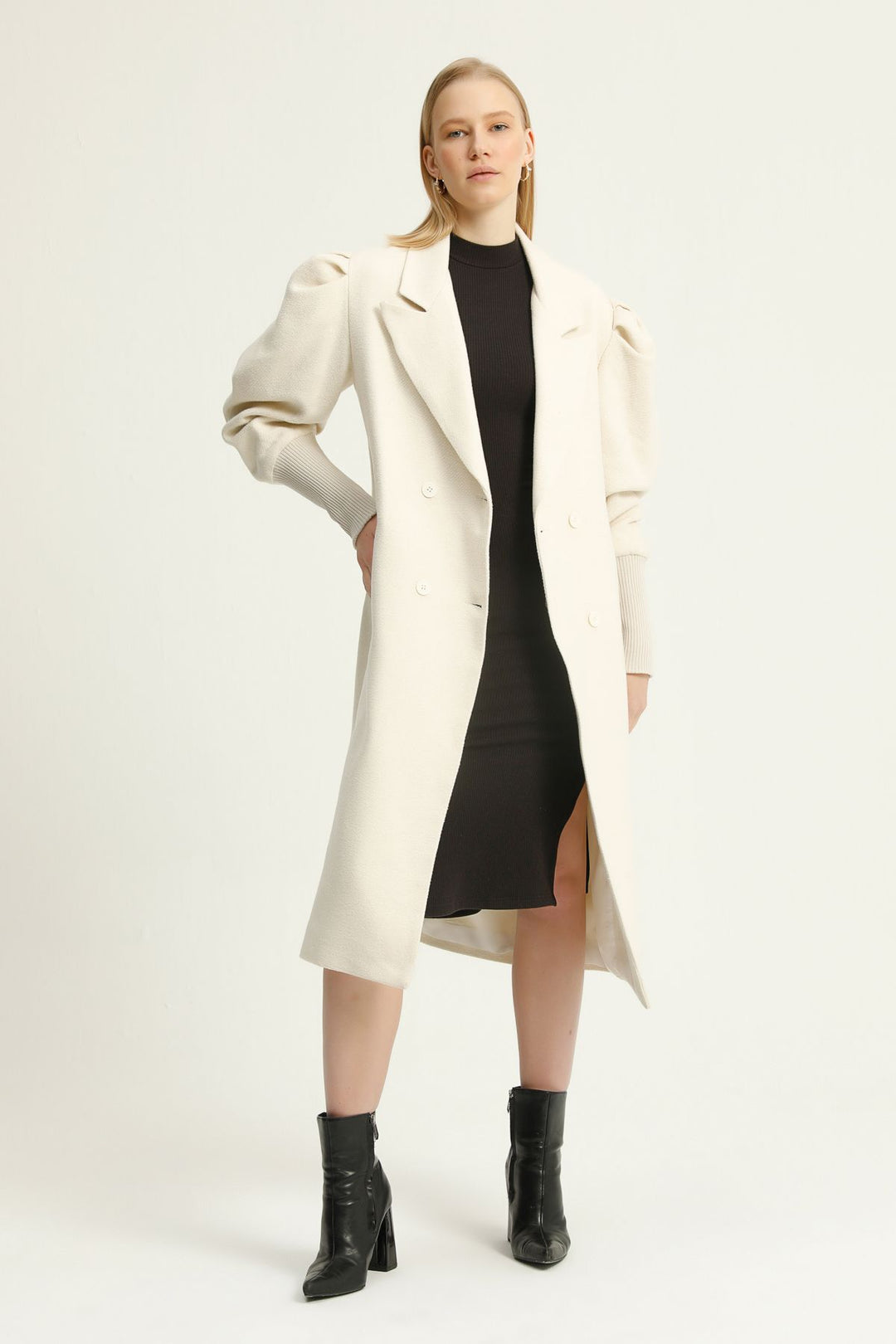 Rib Sleeve Cachet Coat Ecru
