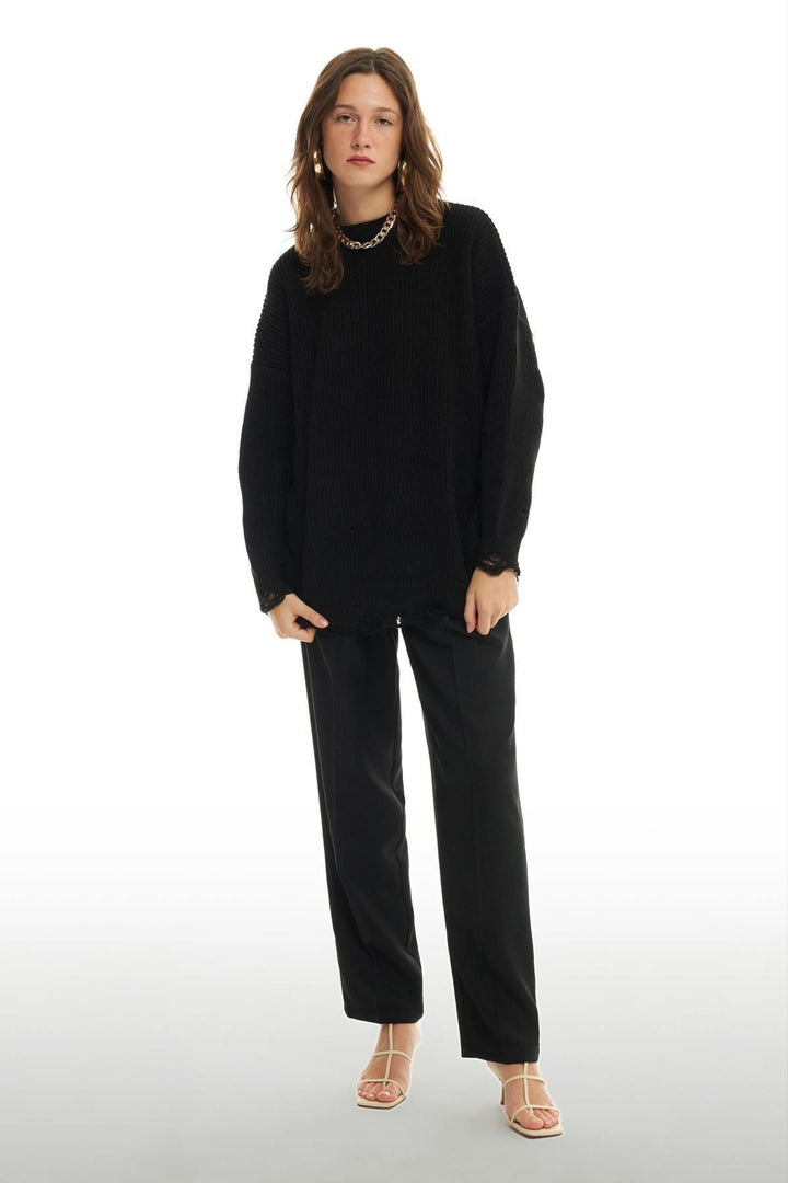 Ripped Detailed Oversize Jumper Black