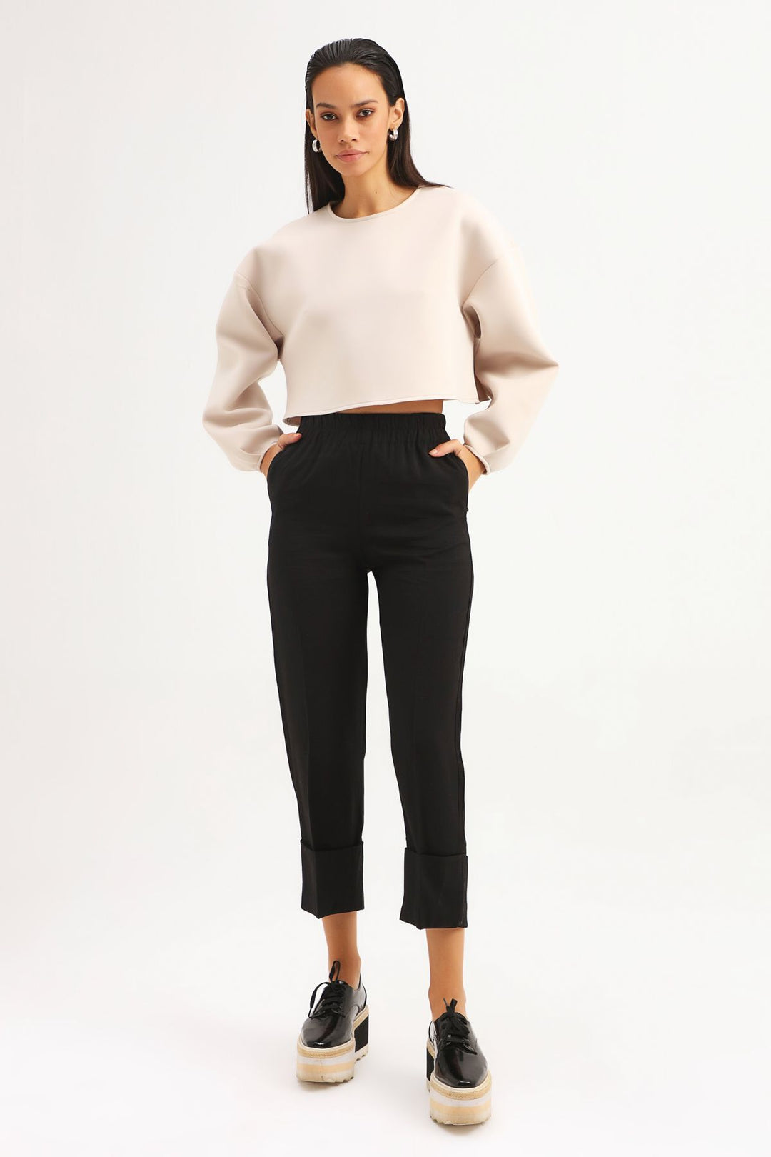 Diving Fabric Crop Sweatshirt Beige