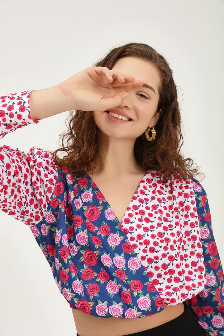 Çiçekli Kruvaze Vatkalı Bluz Fuşya
