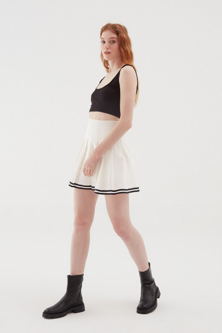 Pleat Detailed Mini Skirt White