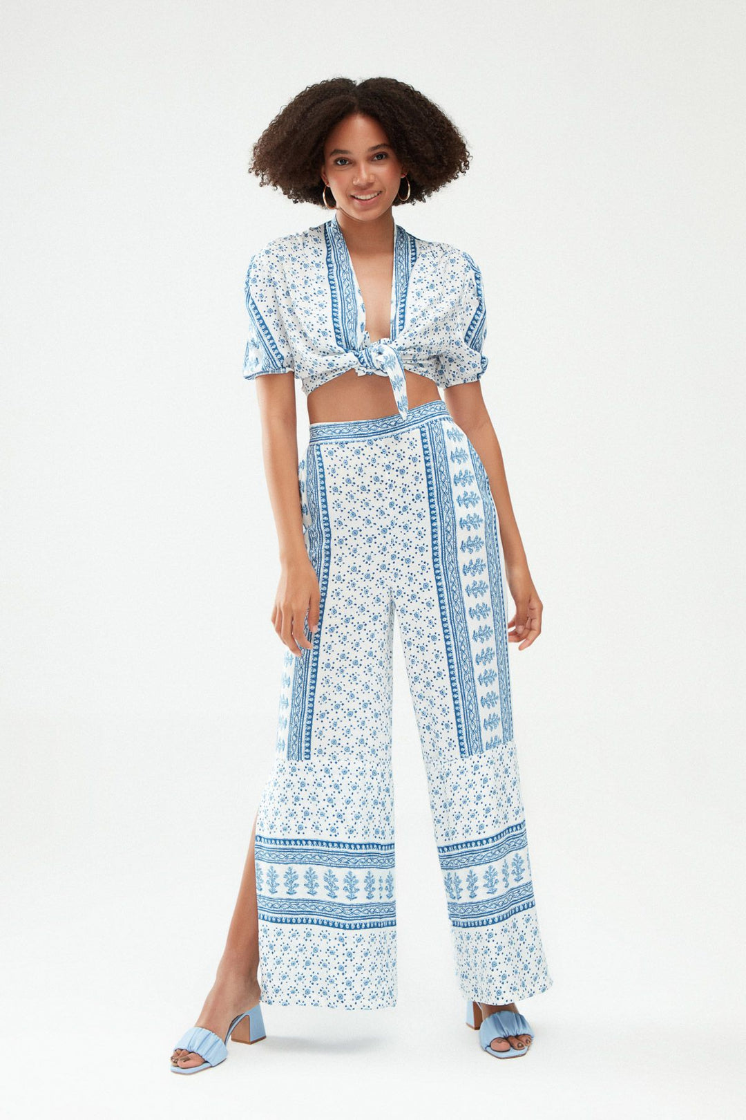 Patterned Slit Wide Leg Trousers Blue