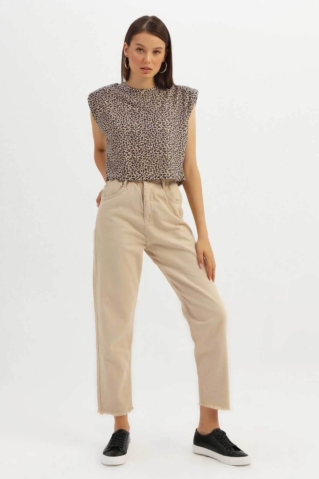 Leopard Pattern Padded T-Shirt Brown