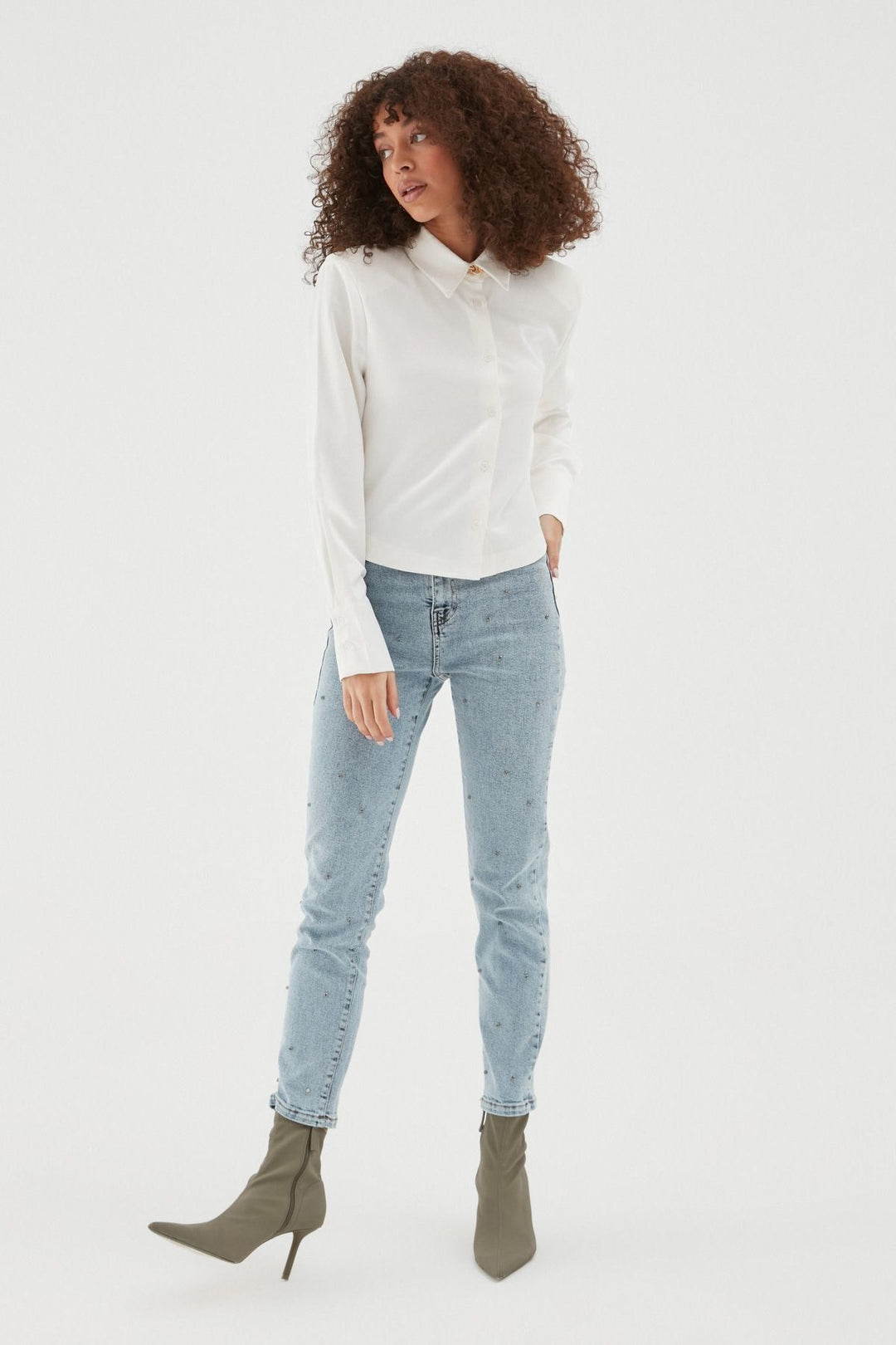 Satin Shirt Ecru with Wadding Sleeves