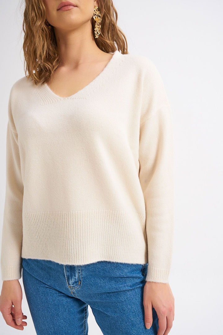 V Neck Sweater Ecru