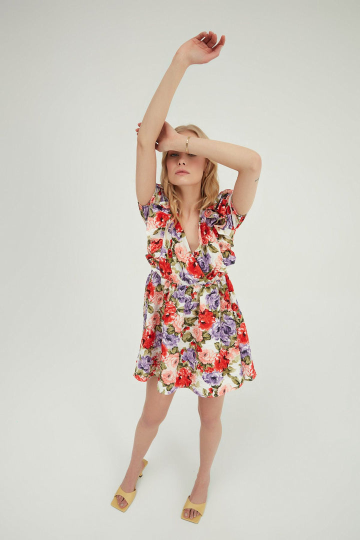 Desenli Fırfırlı Balon Kol Elbise Ekru