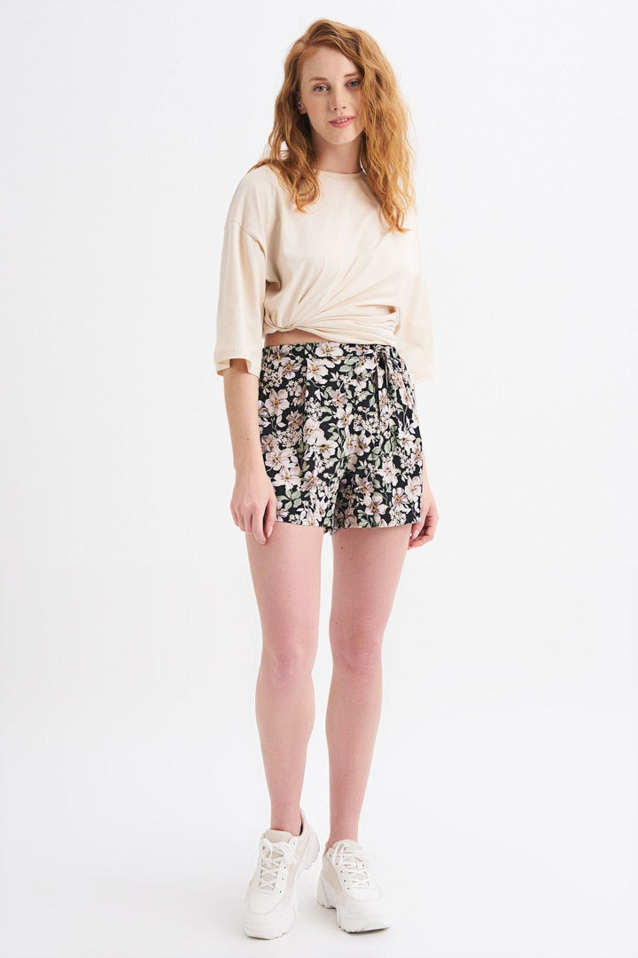 Patterned Tie Waist Shorts Black