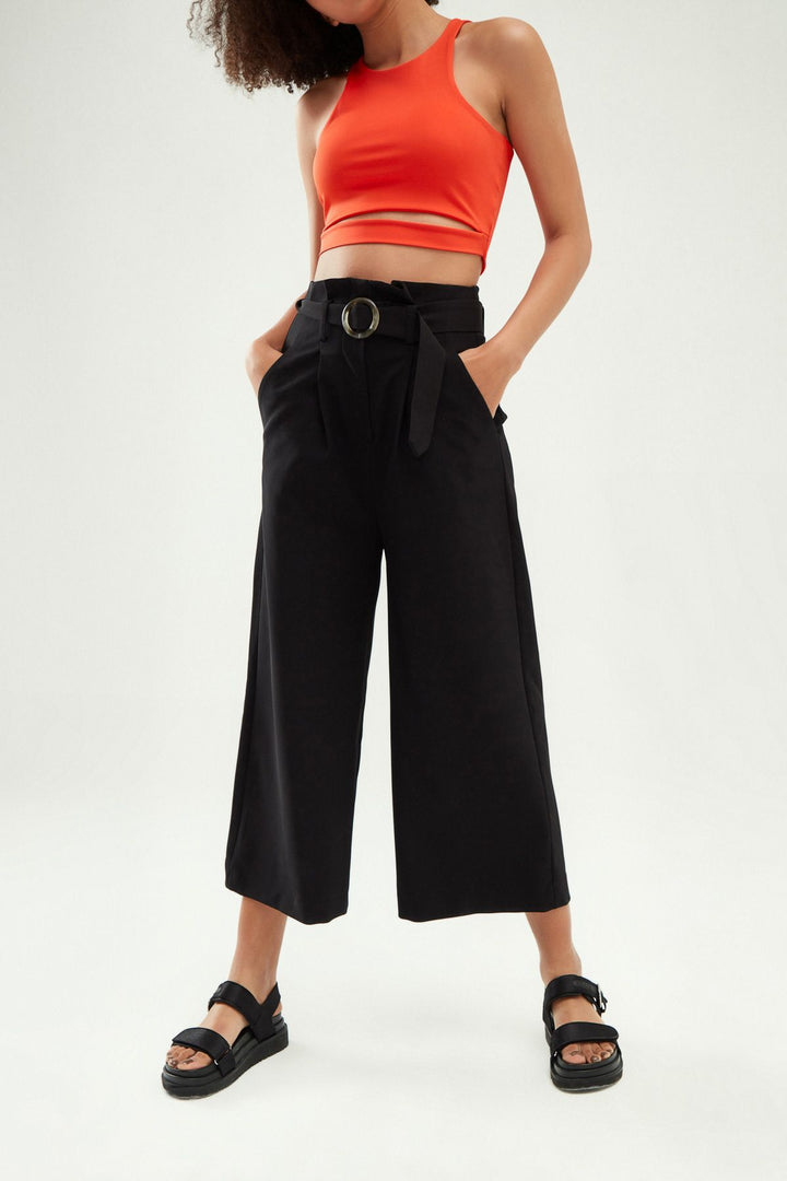 Kemerli Bol Paça Pantolon Siyah