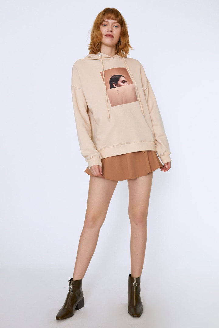 Front Printed Hoodie Sweatshirt Beige