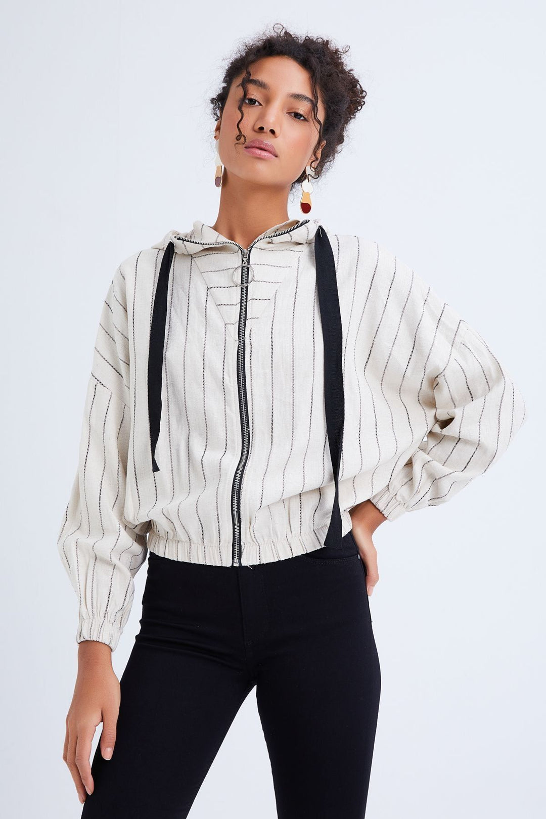 Zippered Seasonal Linen Jacket Bone