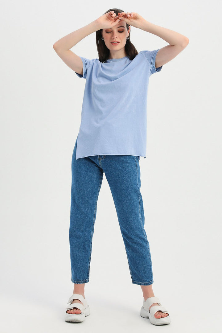 Yanı Yırtmaçlı Bisiklet Yaka Tişört Mavi