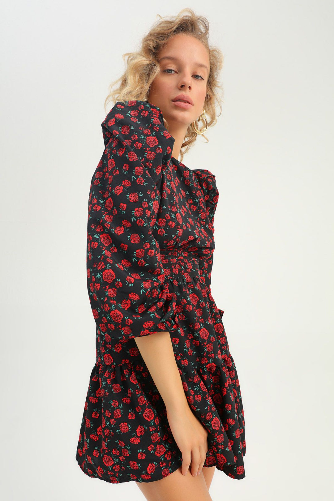 Floral Patterned Gipe Balloon Sleeve Dress Black