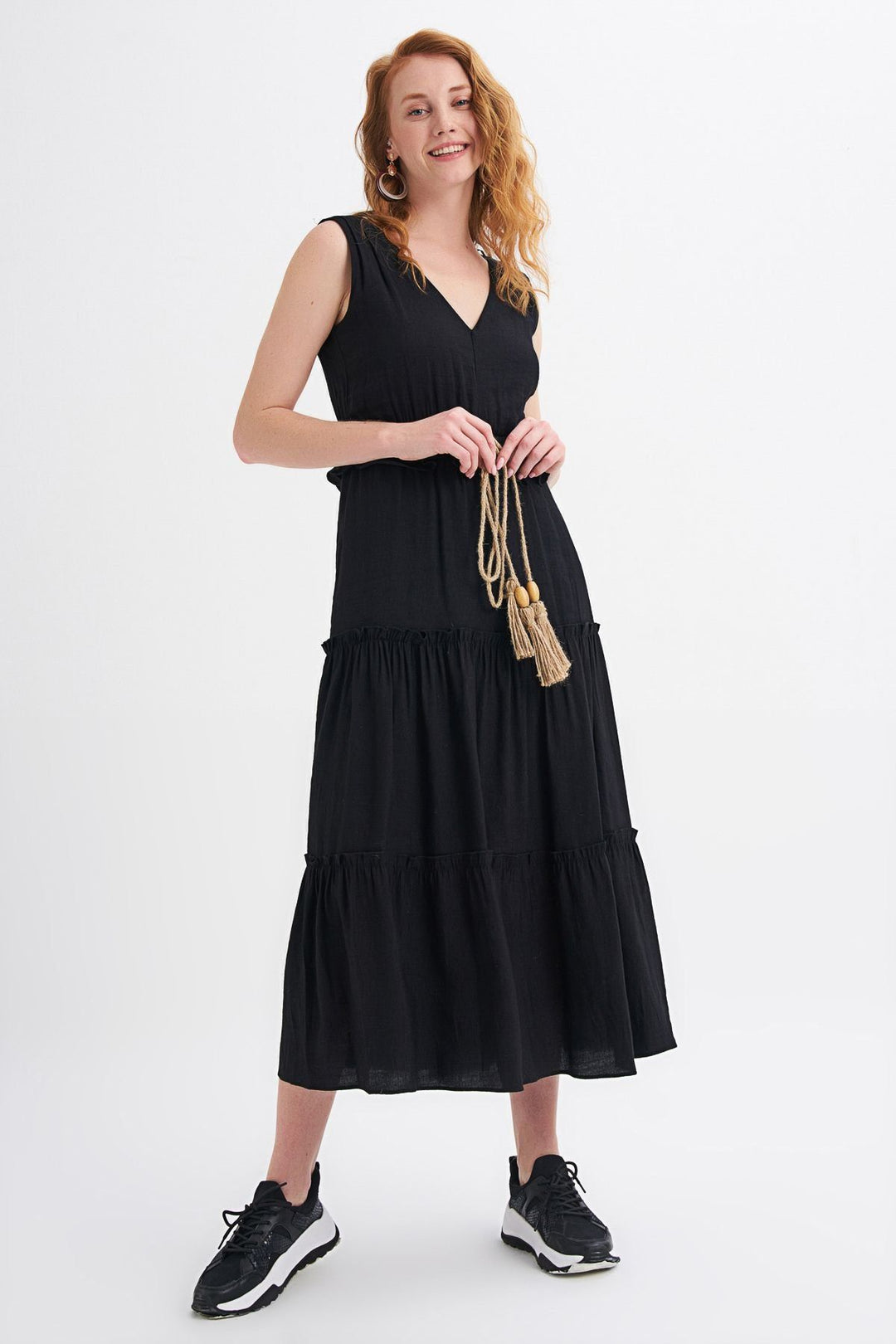 V Yaka Hasır Kemer Detaylı Elbise Siyah