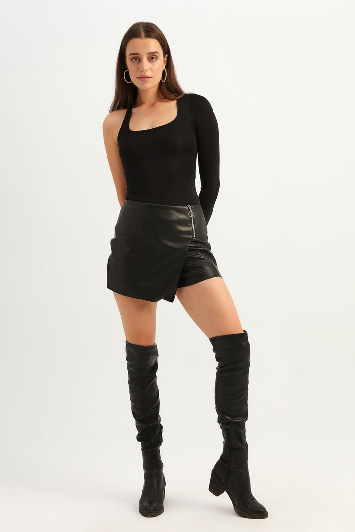 Zipper Detailed Leather Short Skirt Black