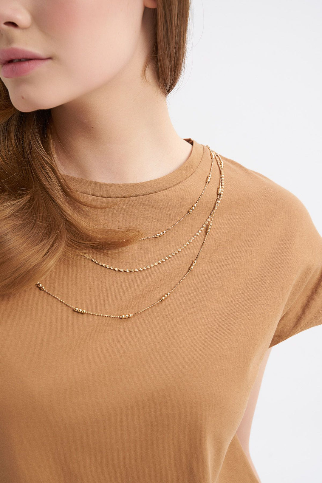 Necklace Accessory Detailed T-Shirt Brown