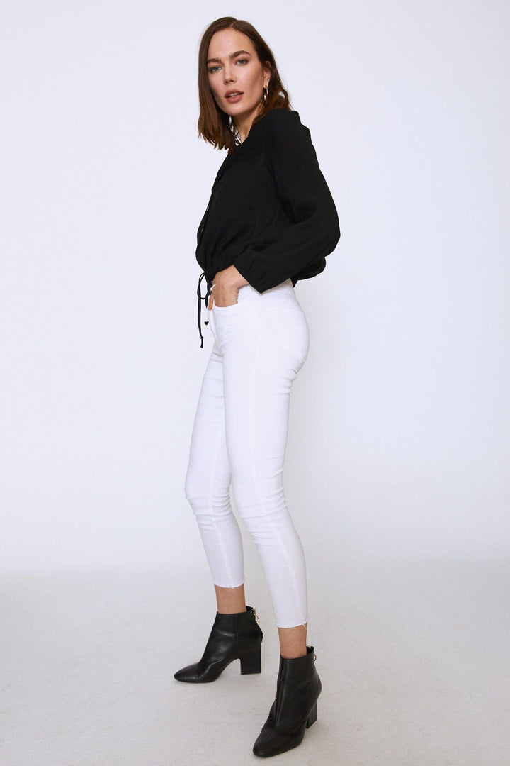 Beli Büzgülü Bağlamalı V Yaka Gömlek Siyah