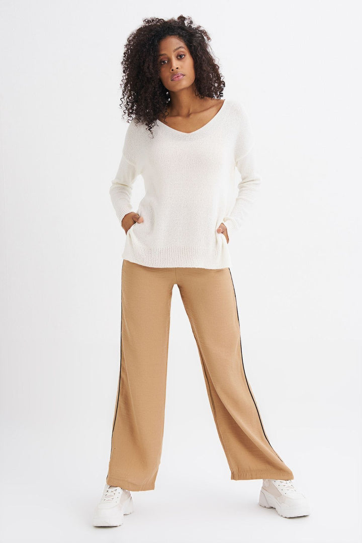 Şerit Detaylı Pantolon Camel