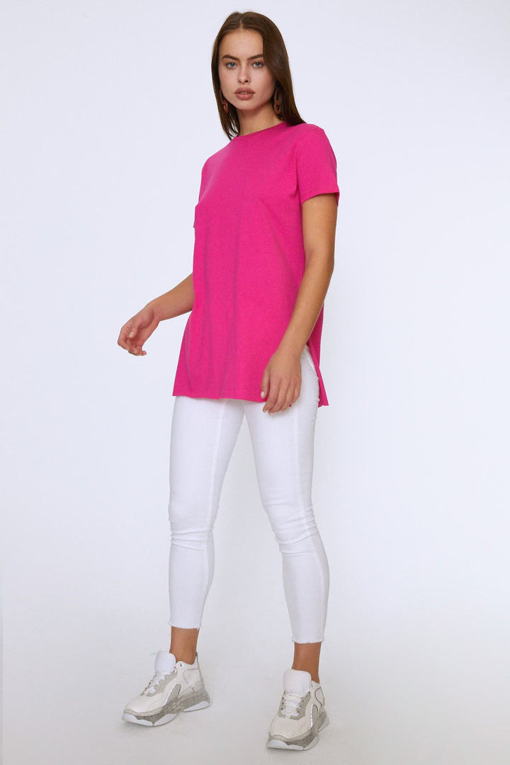 Bisiklet Yaka Yanı Yırtmaçlı Tişört Fuşya