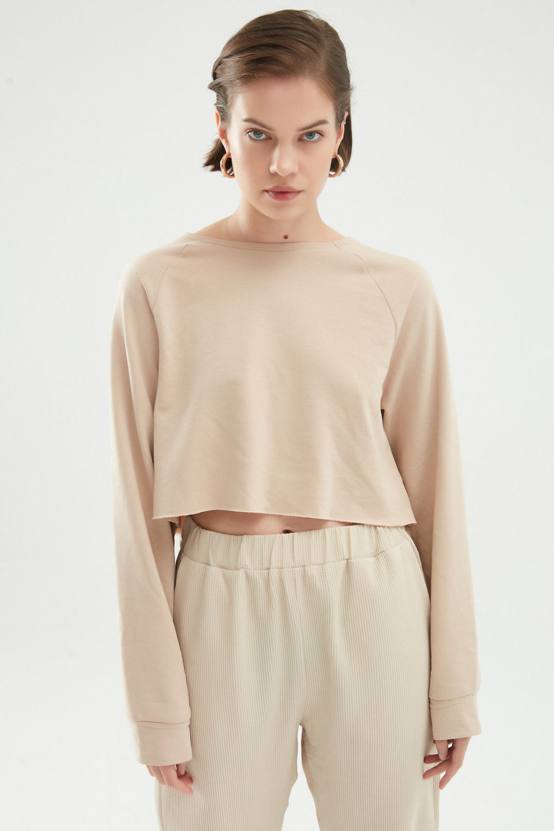 Low Back Sweatshirt Beige