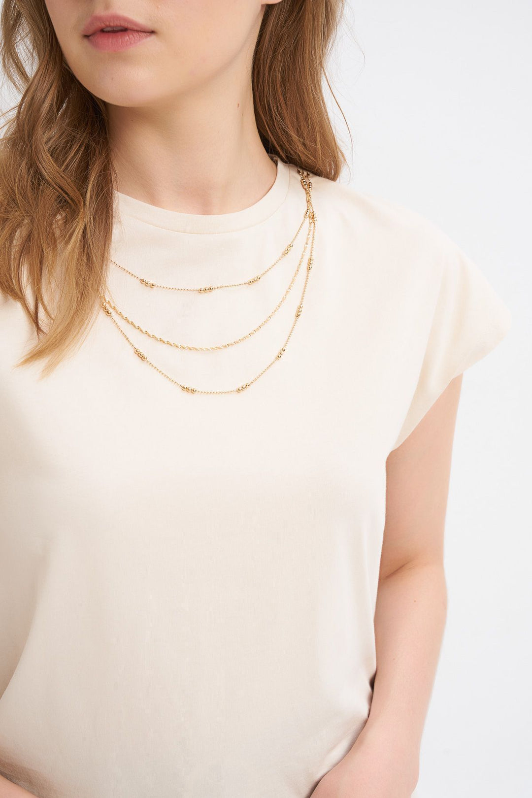 Necklace Accessory Detailed T-Shirt Light Beige
