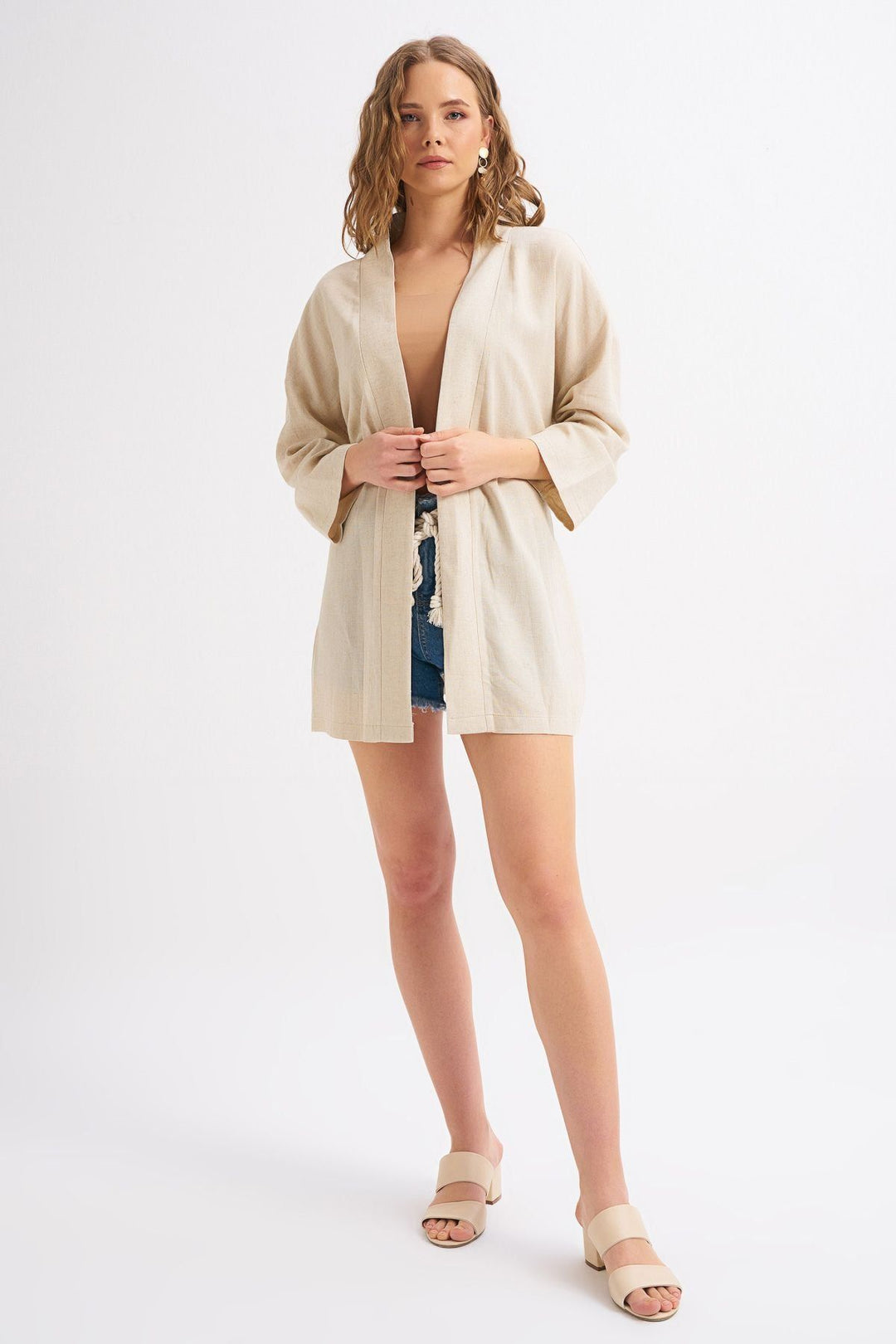 Arkası Nakışlı Kuşaklı Keten Ceket Naturel