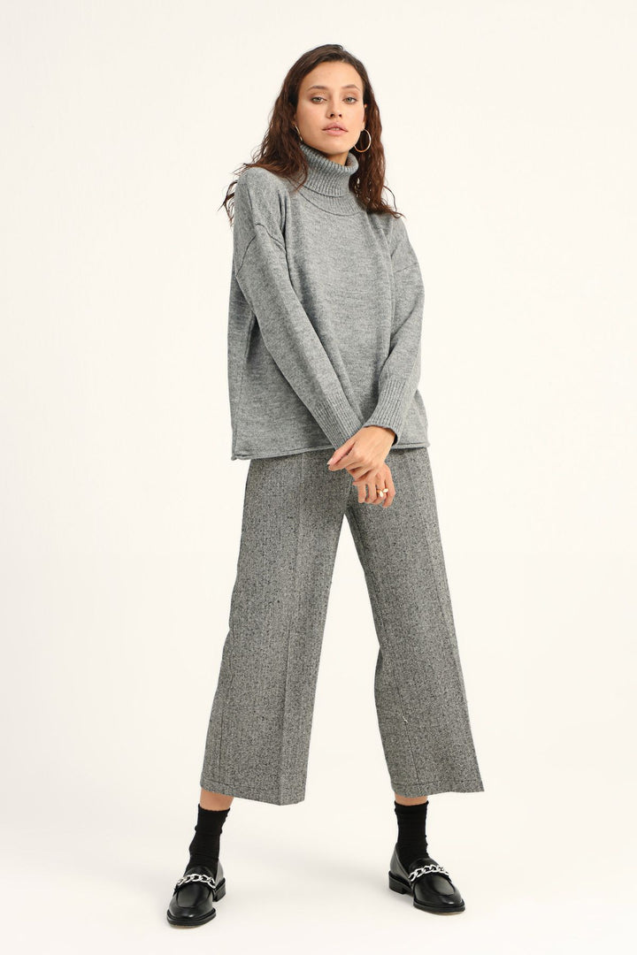 Turtleneck Loose Sweater Gray