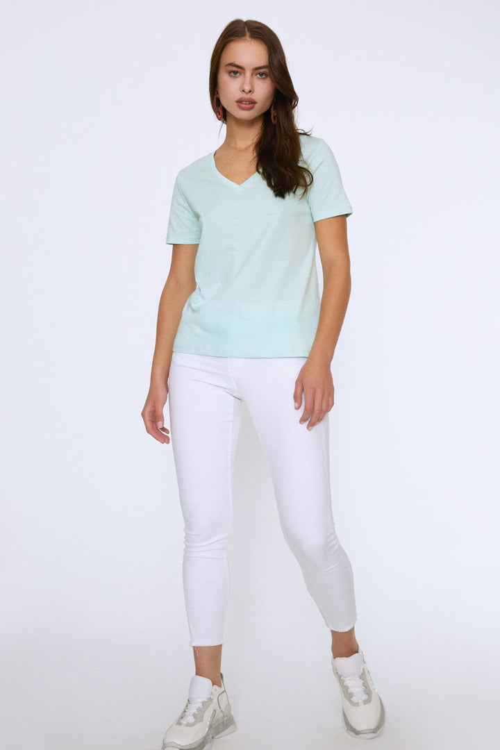 V Yaka Basic Tişört Açık Mint