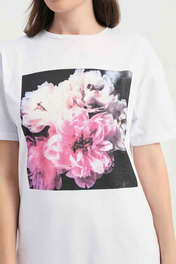 Çiçek Baskılı Tişört Beyaz