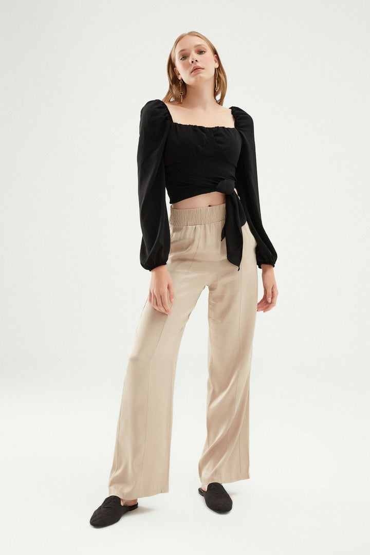 Beli Lastikli Saten Pantolon Taş