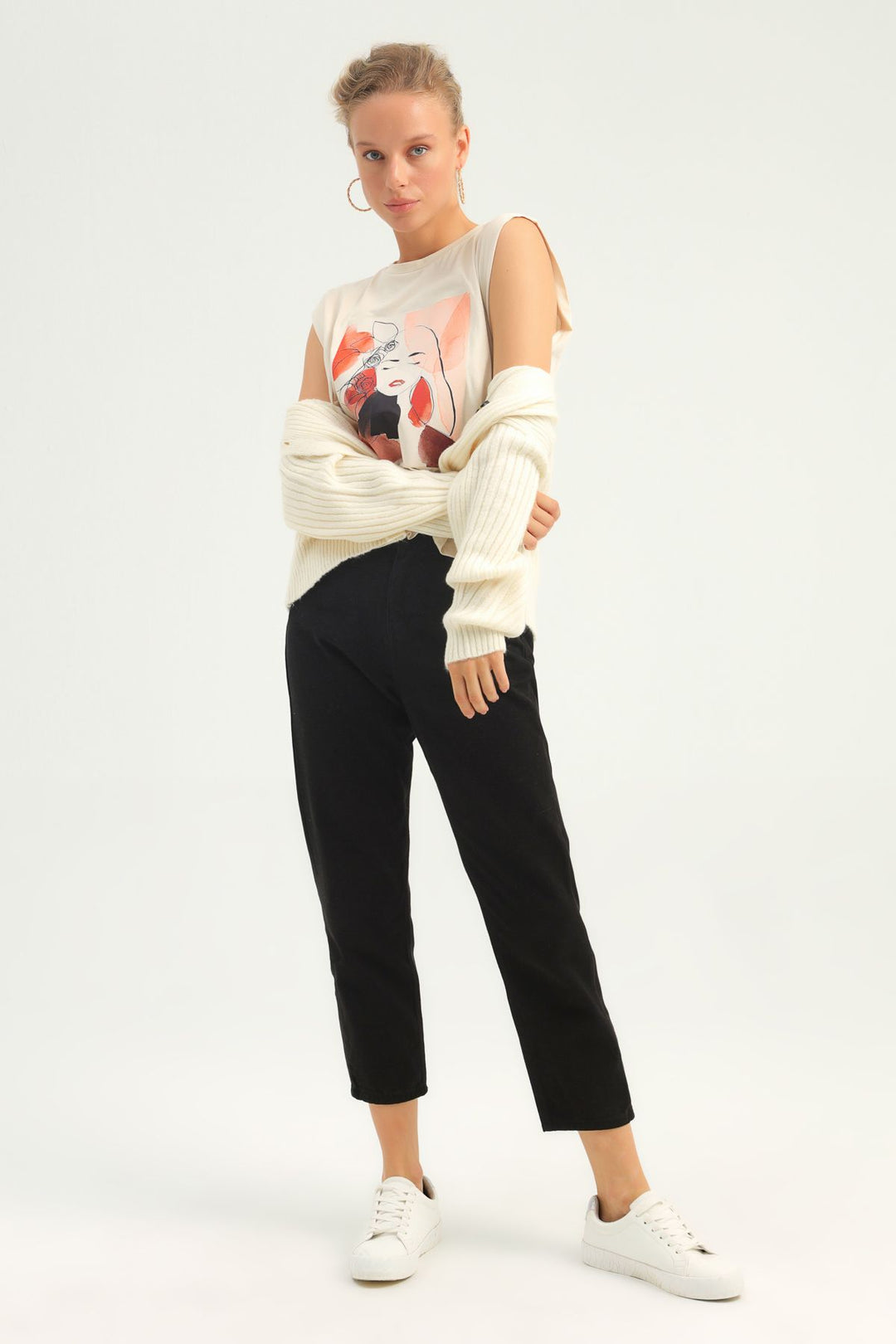 Buttoned Cardigan Ecru