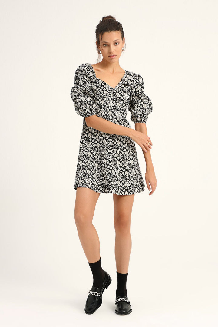 Floral Balloon Sleeve V-Neck Dress Black