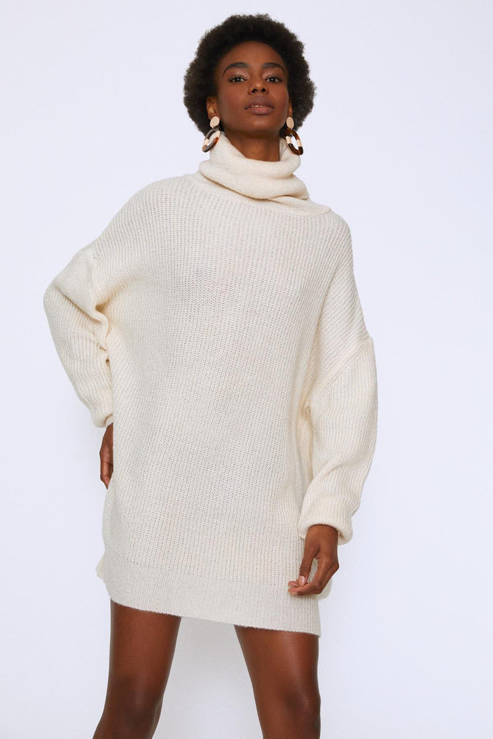 Turtleneck Long Sweater Ecru