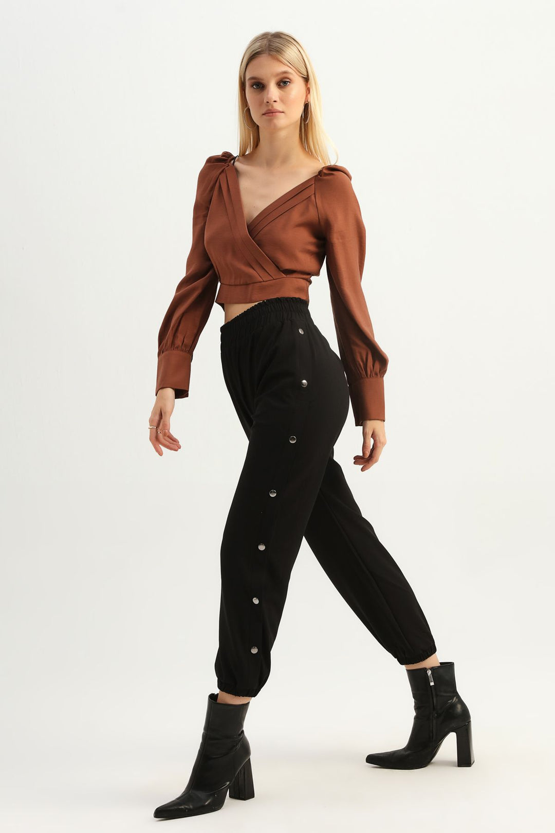 Balon Kol Kruvaze Crop Bluz Kahverengi