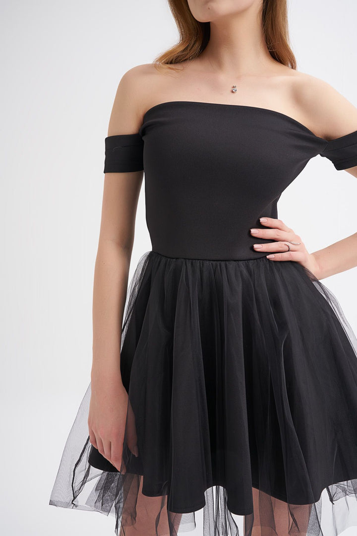 Tül Etek Askılı Mini Elbise Siyah
