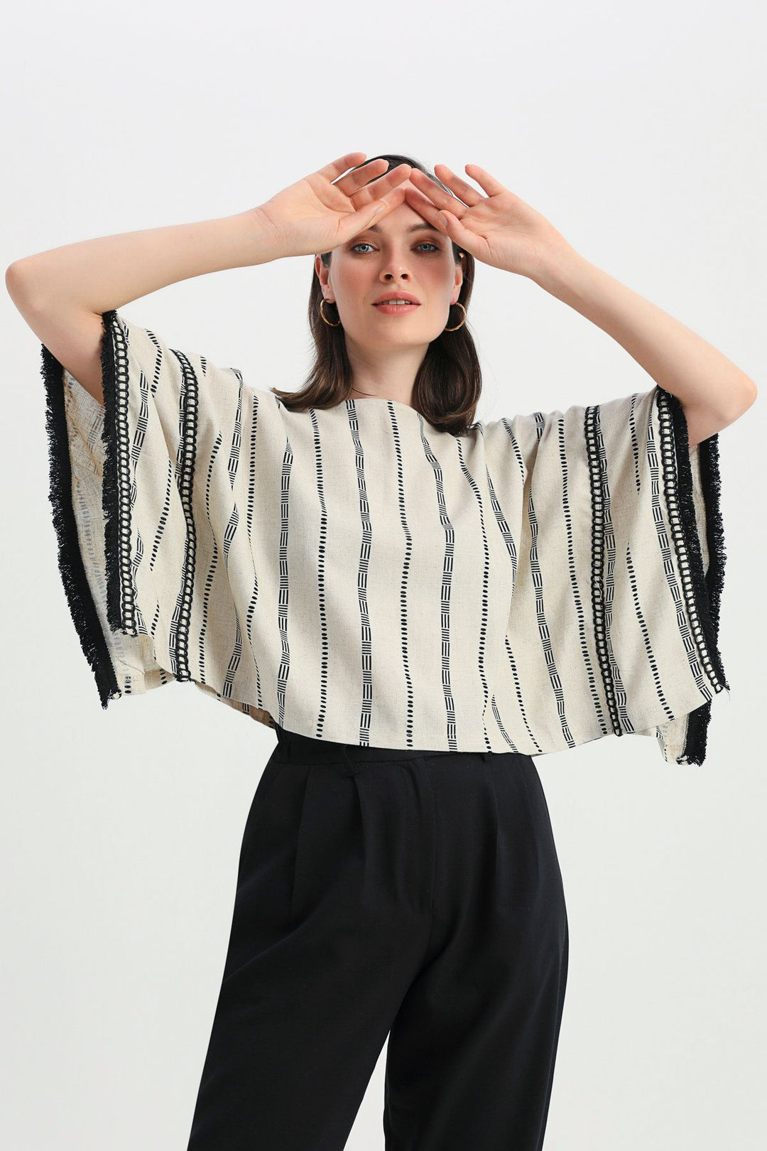 Patterned Tassel Detailed Linen Poncho Natural