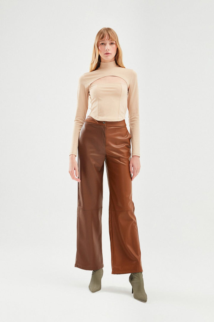 Cut Out Judge Collar Blouse Beige