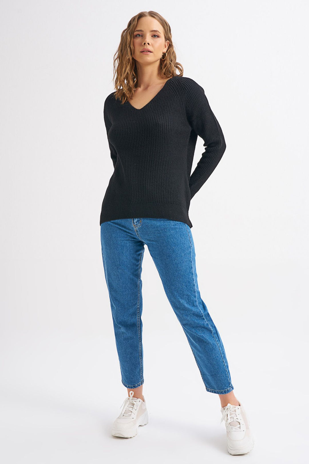 V Neck Long Sweater Black