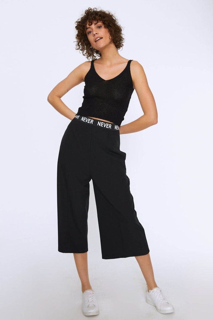 Strap V Neck Knitwear Black