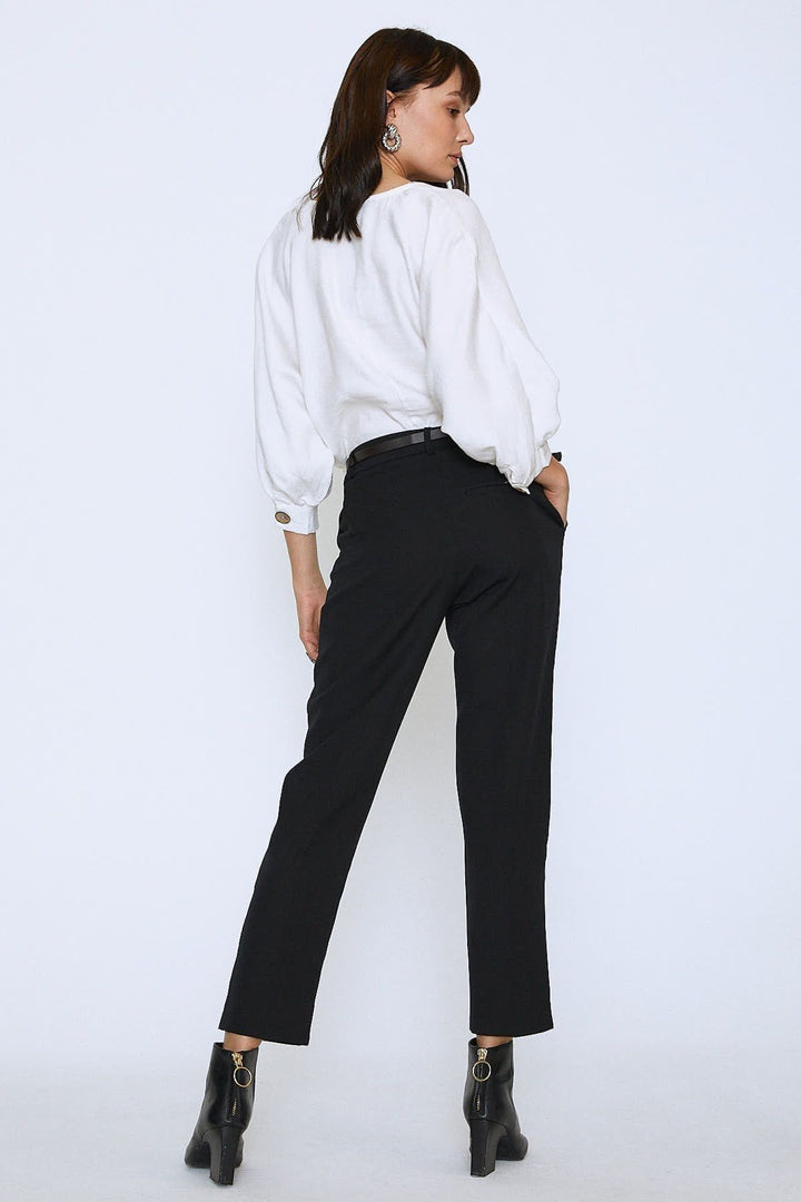 Waist Belt Cropped Trousers Black