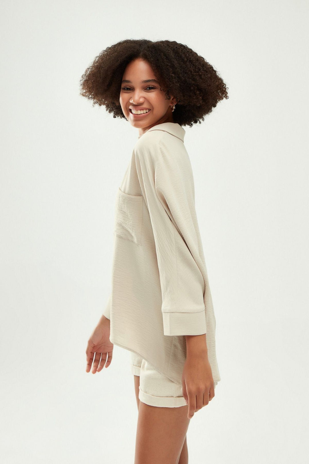 Tek Cepli Oversize Gömlek Bej